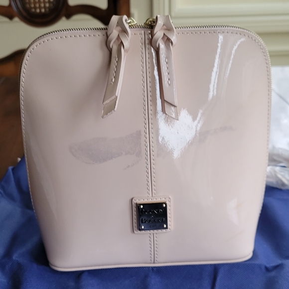 Dooney & Burke Trixie Crossbody Purse Blush color, New with defect - Picture 3 of 13